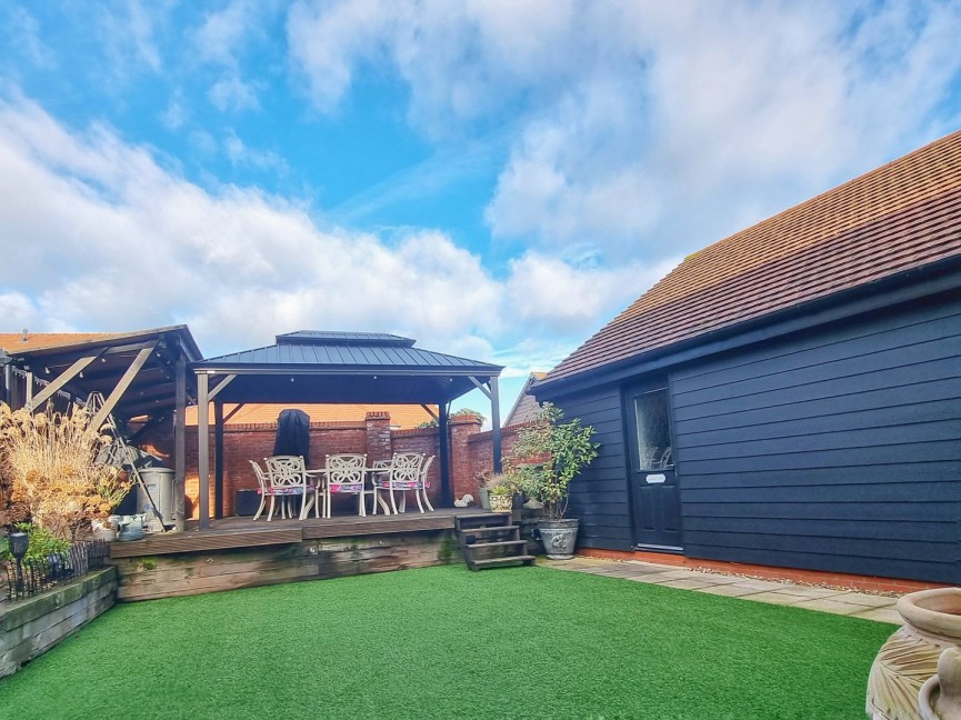 4 bedroom House for Sale Silsoe, Bedfordshire