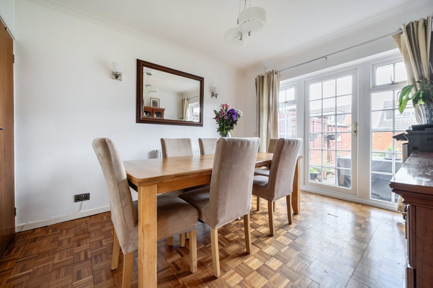 5 bedroom House for Sale Whinnetts Way, Pulloxhill, Bedfordshire