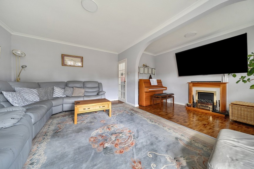 5 bedroom House for Sale Whinnetts Way, Pulloxhill, Bedfordshire