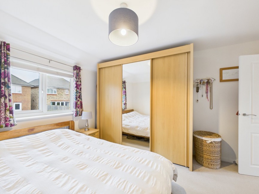 4 bedroom House for Sale Hampshire Road, Royston, Hertfordshire