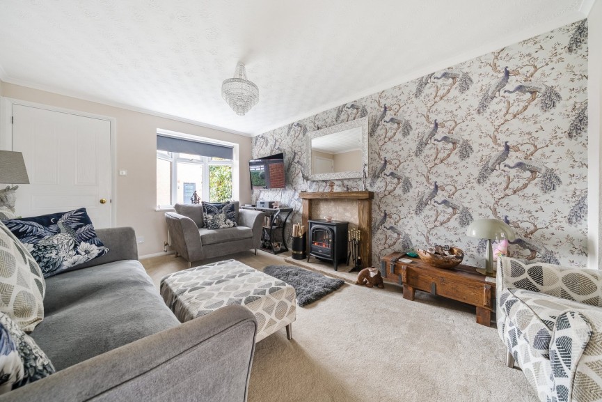 3 bedroom House for Sale Sullivan Close, Shefford, Bedfordshire