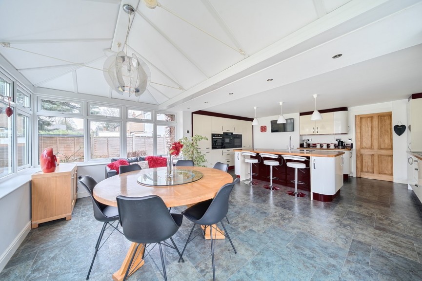 3 bedroom House for Sale The Ridgeway, Flitwick, Bedfordshire