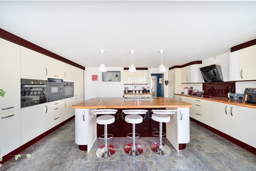 3 bedroom House for Sale The Ridgeway, Flitwick, Bedfordshire