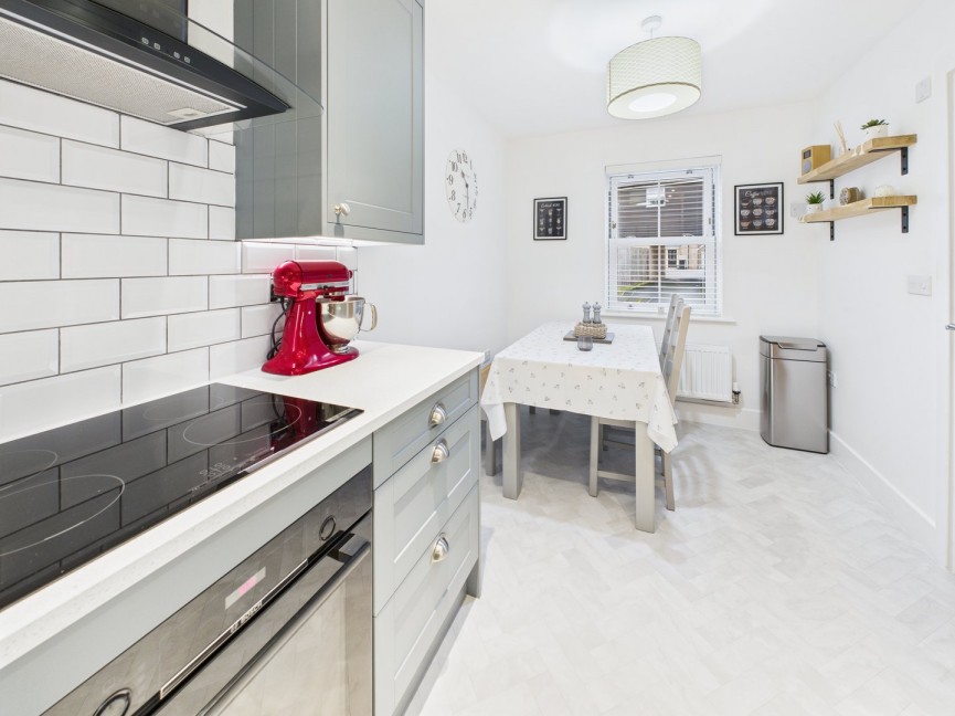 3 bedroom House for Sale Kennett Drive, Biggleswade, Bedfordshire