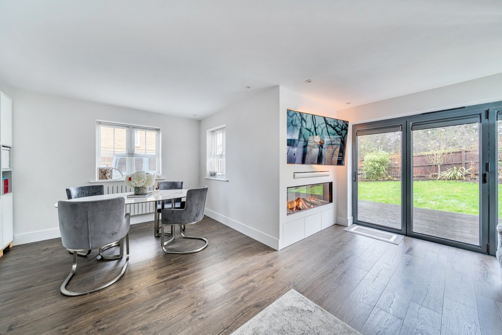 Boundary Close, Henlow, Bedfordshire