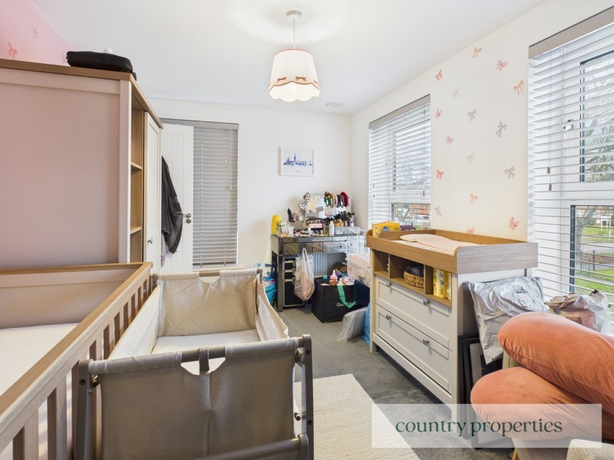 2 bedroom Flat for Sale Bridge Road East, Welwyn Garden City, Hertfordshire