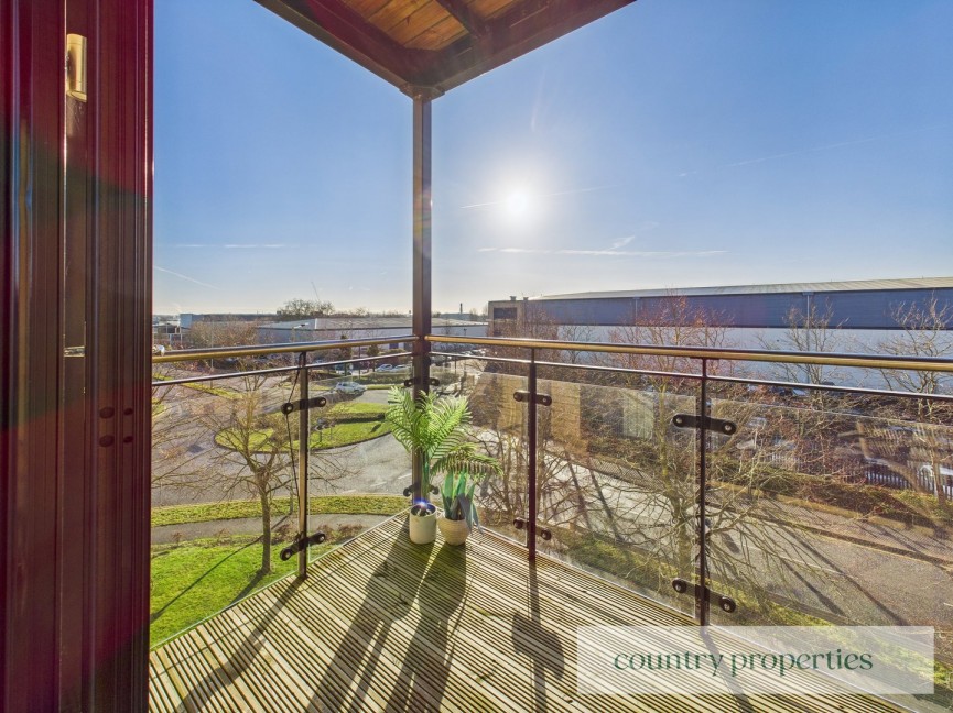 2 bedroom Flat for Sale Bessemer Road, Welwyn Garden City, Hertfordshire