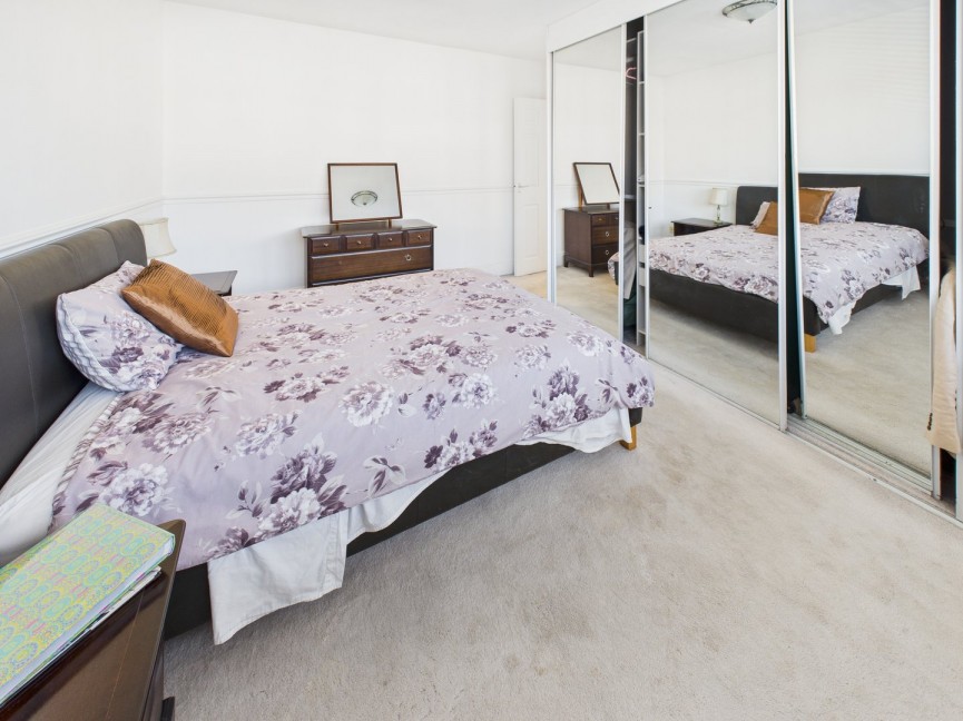 3 bedroom House for Sale Hillcrest, Baldock, Hertfordshire