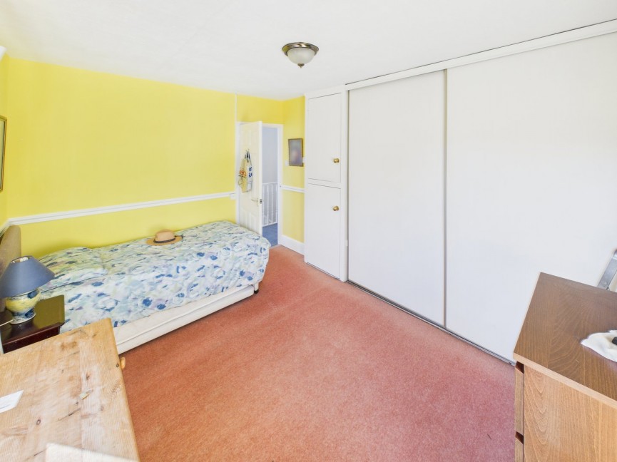 3 bedroom House for Sale Hillcrest, Baldock, Hertfordshire