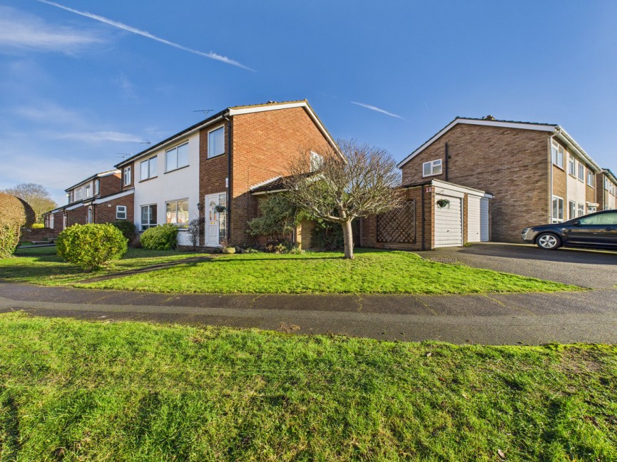 3 bedroom House for Sale Hillcrest, Baldock, Hertfordshire