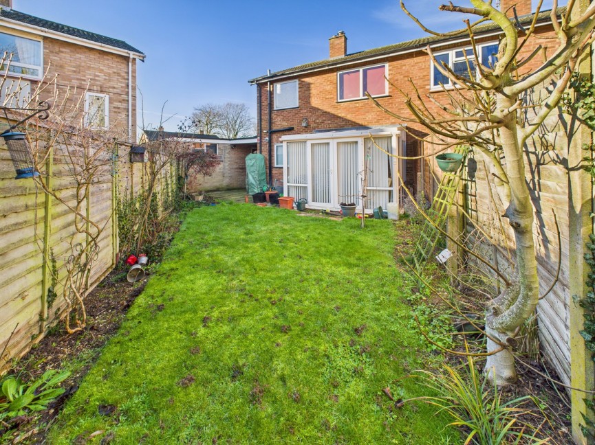 3 bedroom House for Sale Hillcrest, Baldock, Hertfordshire