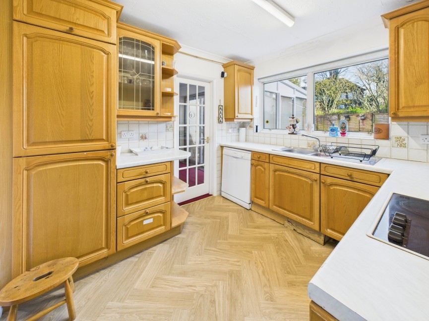 3 bedroom House for Sale Hillcrest, Baldock, Hertfordshire