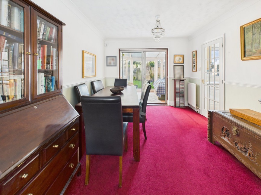 3 bedroom House for Sale Hillcrest, Baldock, Hertfordshire