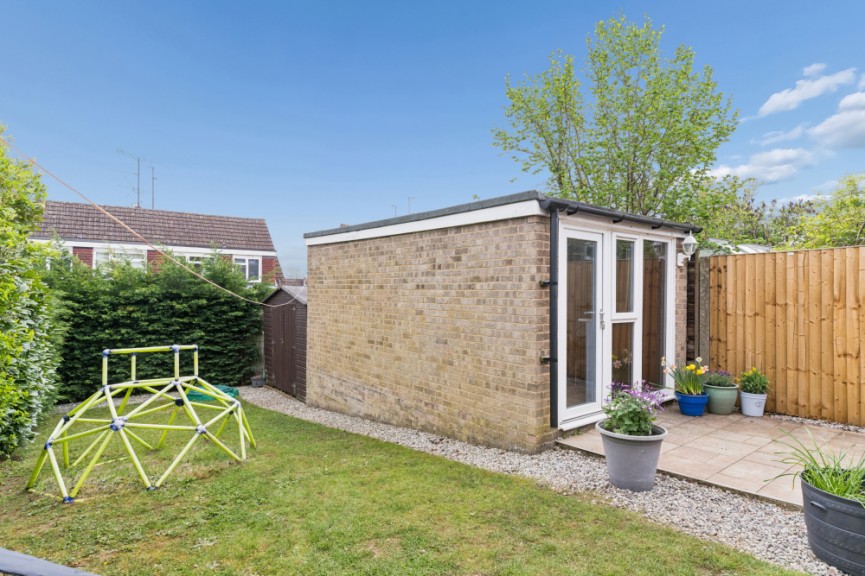3 bedroom House for Sale Willoughby Way, Hitchin, Hertfordshire