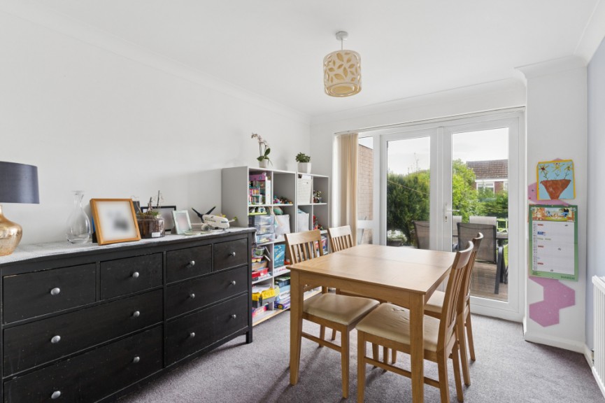 3 bedroom House for Sale Willoughby Way, Hitchin, Hertfordshire