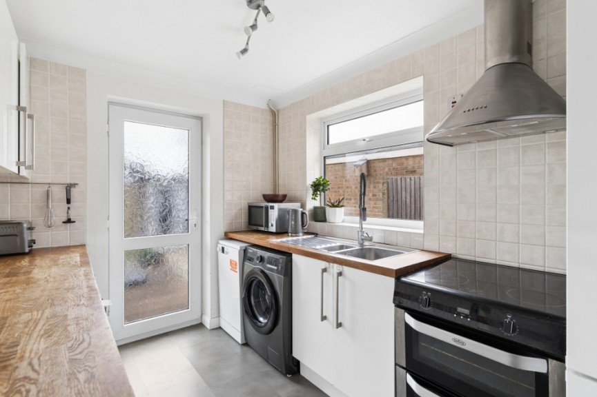 3 bedroom House for Sale Willoughby Way, Hitchin, Hertfordshire