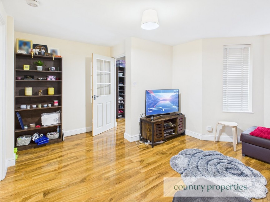 3 bedroom House for Sale Woodhall Lane, WELWYN GARDEN CITY, Hertfordshire