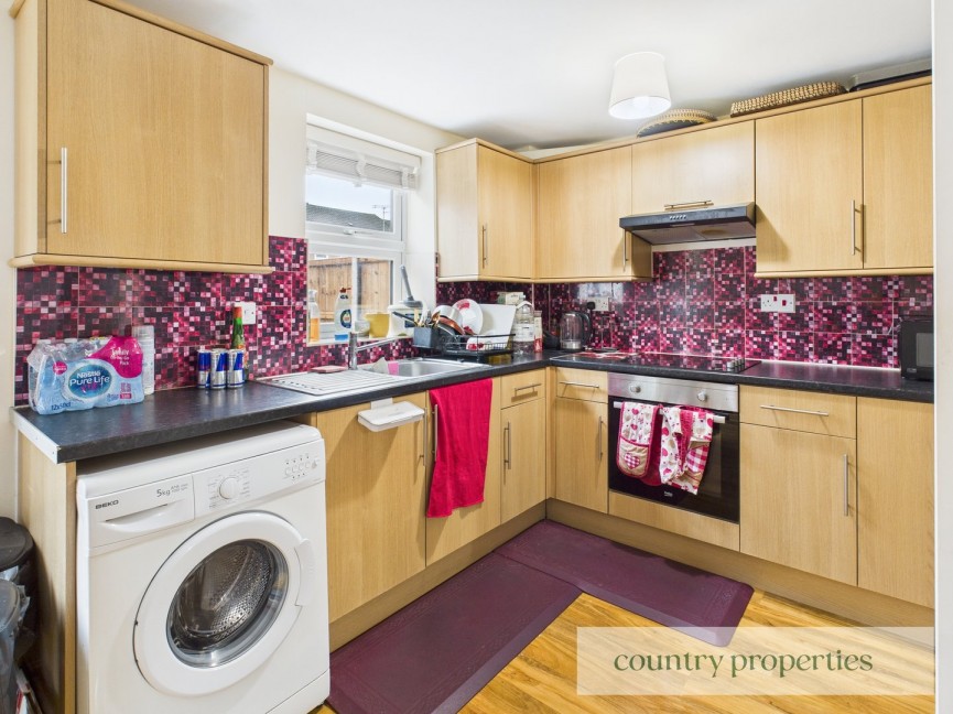3 bedroom House for Sale Woodhall Lane, WELWYN GARDEN CITY, Hertfordshire
