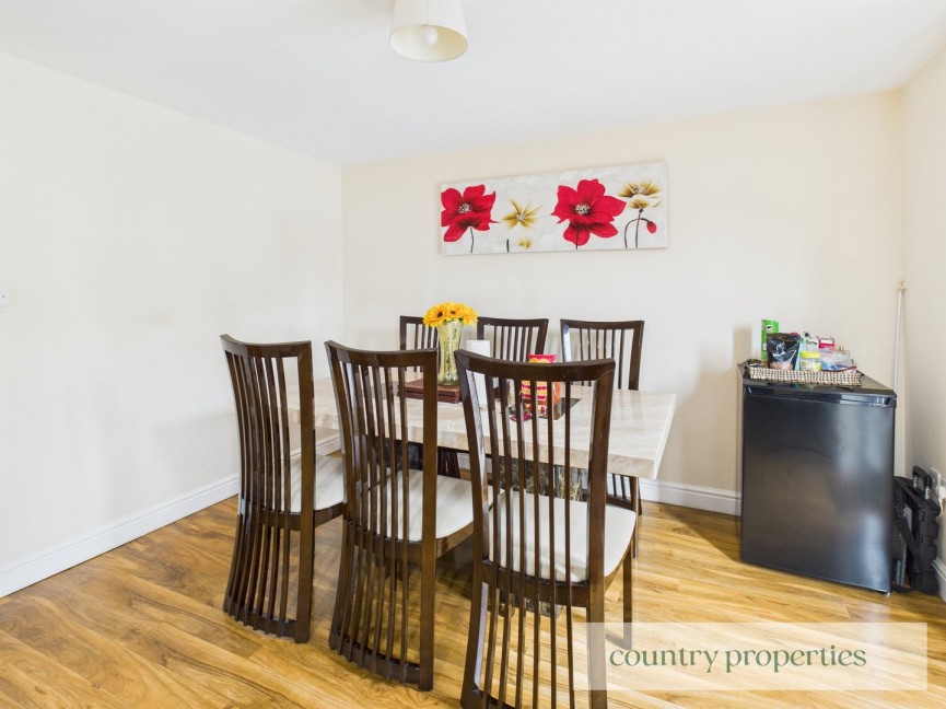 3 bedroom House for Sale Woodhall Lane, WELWYN GARDEN CITY, Hertfordshire