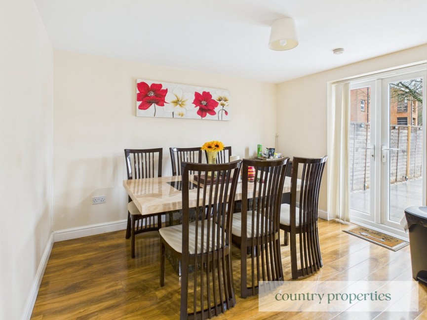 3 bedroom House for Sale Woodhall Lane, WELWYN GARDEN CITY, Hertfordshire