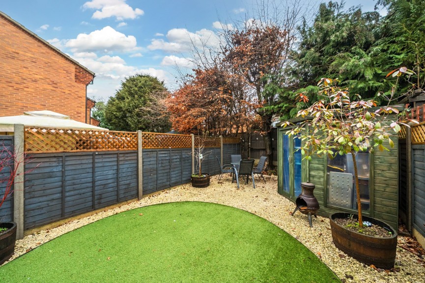 2 bedroom House for Sale Petley Close, Flitwick, Bedfordshire