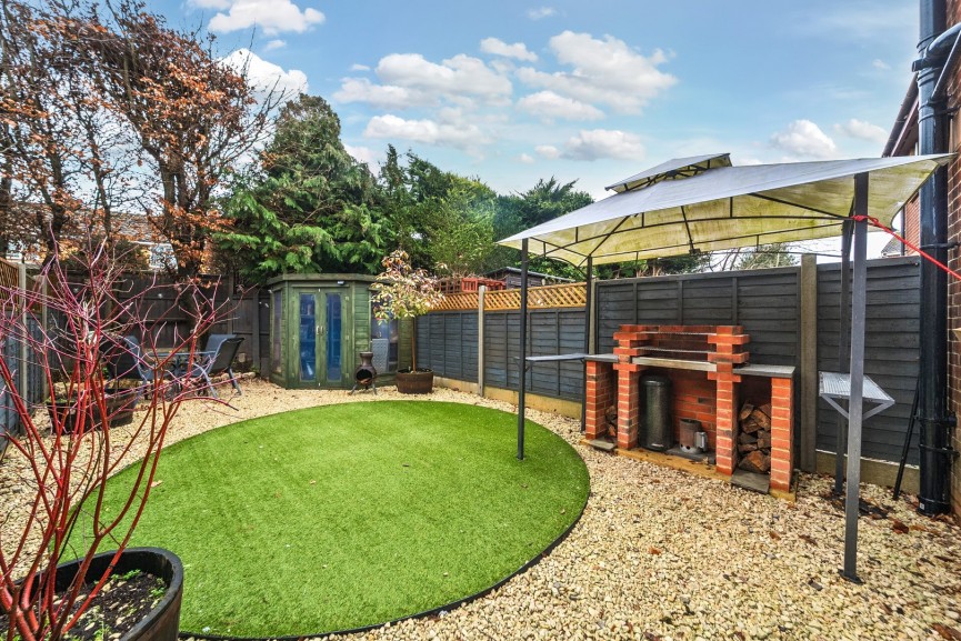 2 bedroom House for Sale Petley Close, Flitwick, Bedfordshire