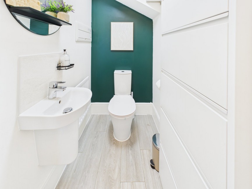 2 bedroom House for Sale Orpington Road, Royston, Hertfordshire