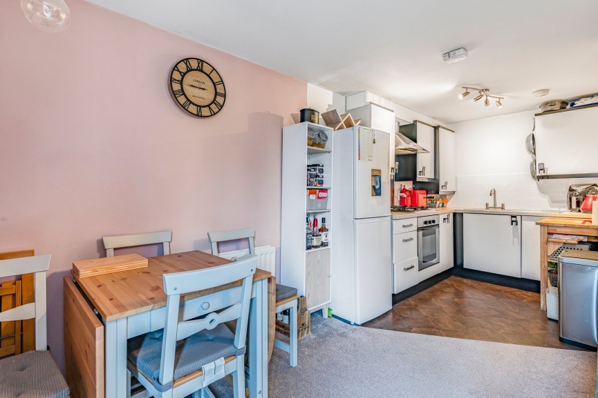 2 bedroom Flat for Sale River View, Shefford, Bedfordshire