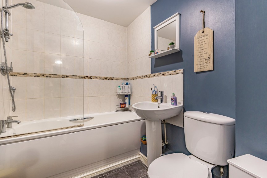 2 bedroom Flat for Sale River View, Shefford, Bedfordshire