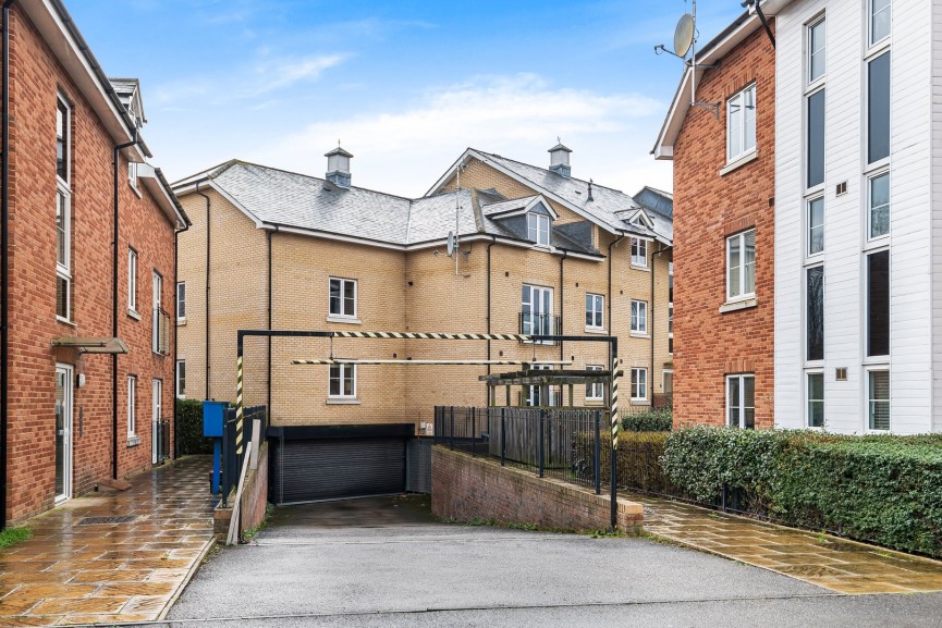 2 bedroom Flat for Sale River View, Shefford, Bedfordshire