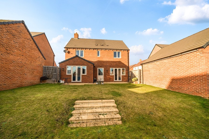 4 bedroom House for Sale Lower Stondon, Henlow, Bedfordshire