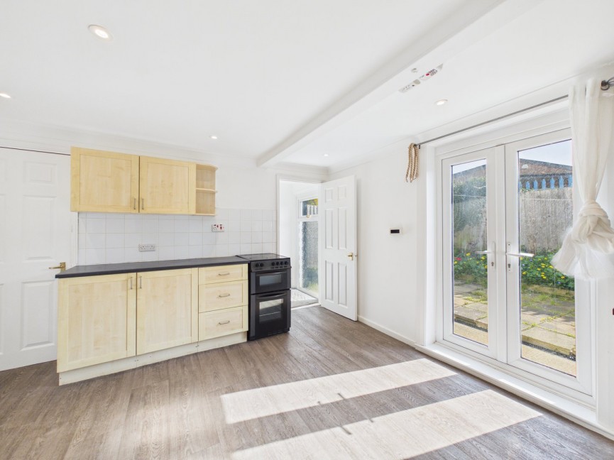 2 bedroom House for Sale Sun Street, Biggleswade, Bedfordshire