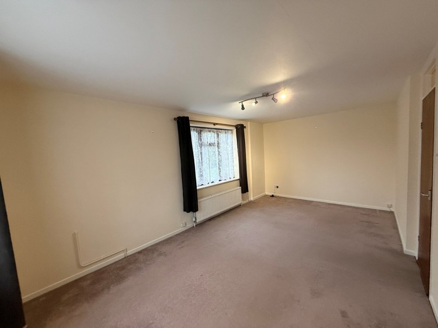 2 bedroom Flat for Letting High Street, Flitwick, Bedfordshire