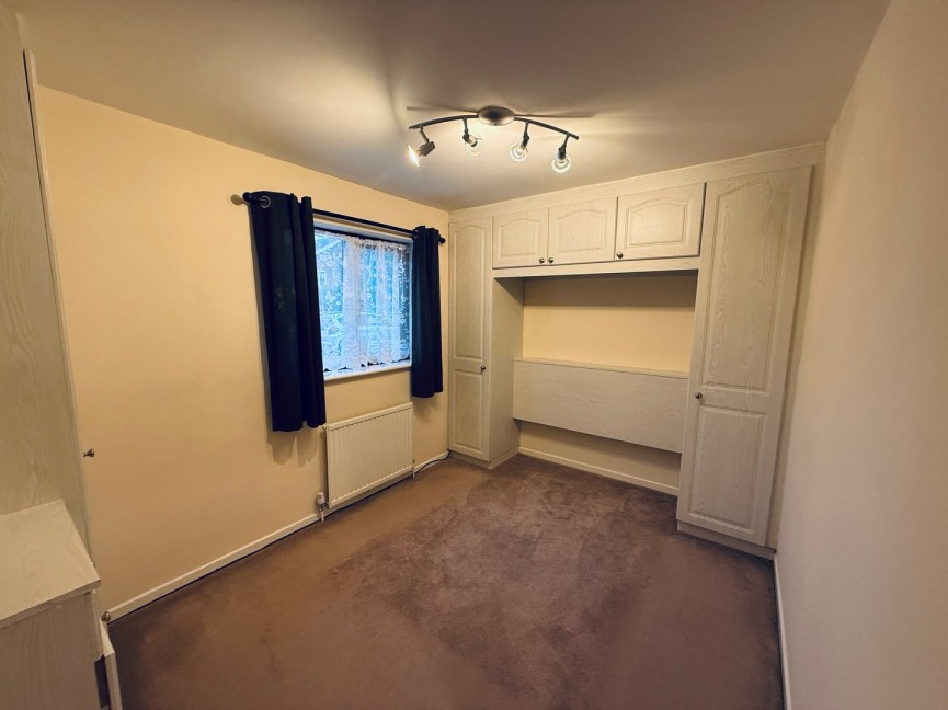 2 bedroom Flat for Letting High Street, Flitwick, Bedfordshire