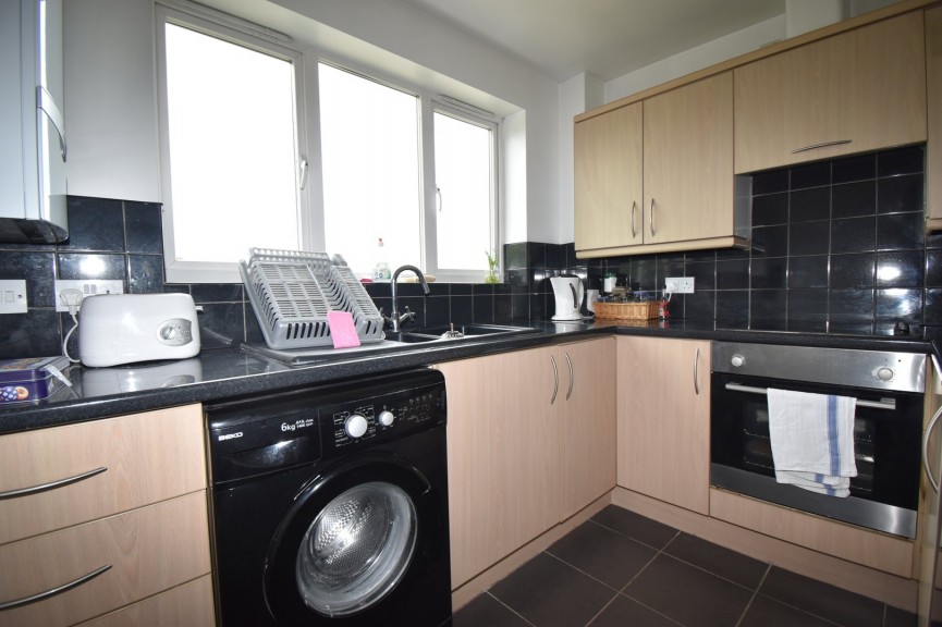 2 bedroom Flat for Letting Heathcroft, Welwyn Garden City, Hertfordshire