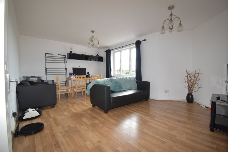 2 bedroom Flat for Letting Heathcroft, Welwyn Garden City, Hertfordshire