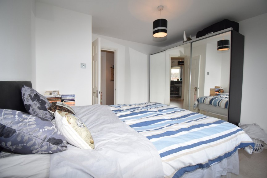 2 bedroom Flat for Letting Heathcroft, Welwyn Garden City, Hertfordshire