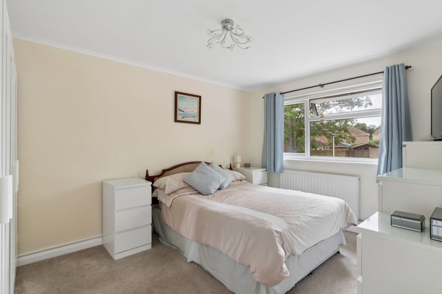 3 bedroom House for Sale Ruskin Lane, Hitchin, Hertfordshire