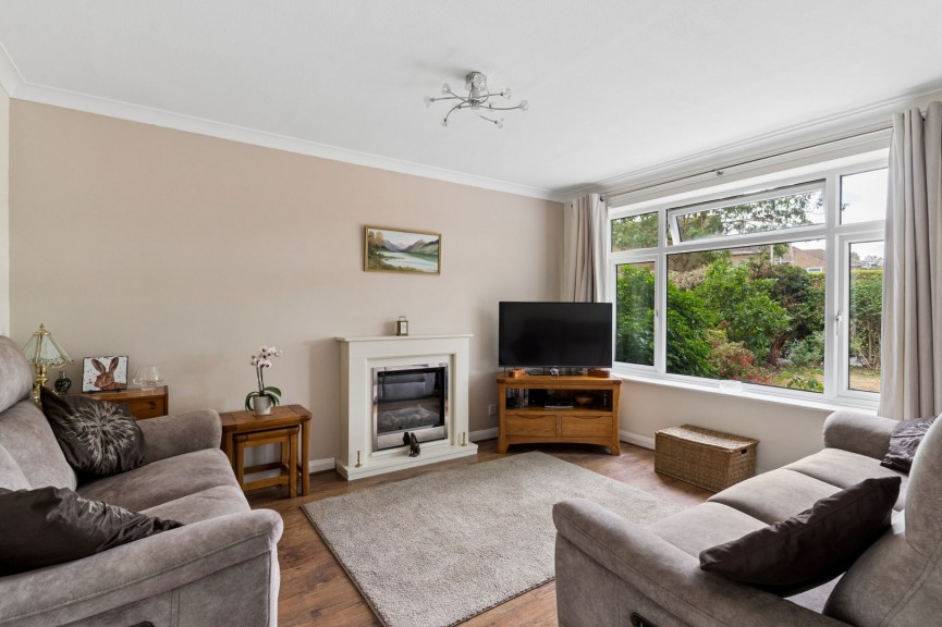3 bedroom House for Sale Ruskin Lane, Hitchin, Hertfordshire