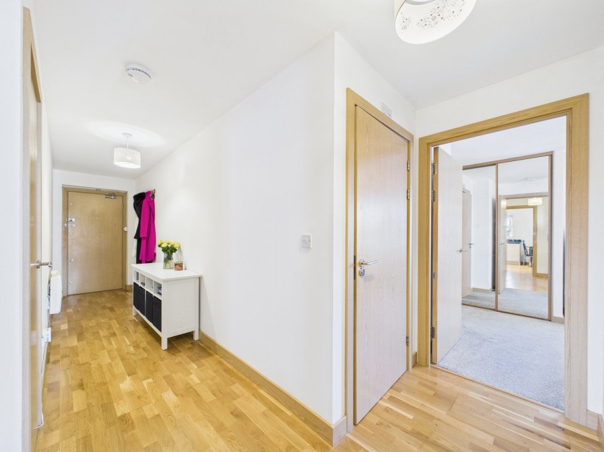 2 bedroom Flat for Sale Walsworth Road, 65 Walsworth Road, HITCHIN, Hertfordshire