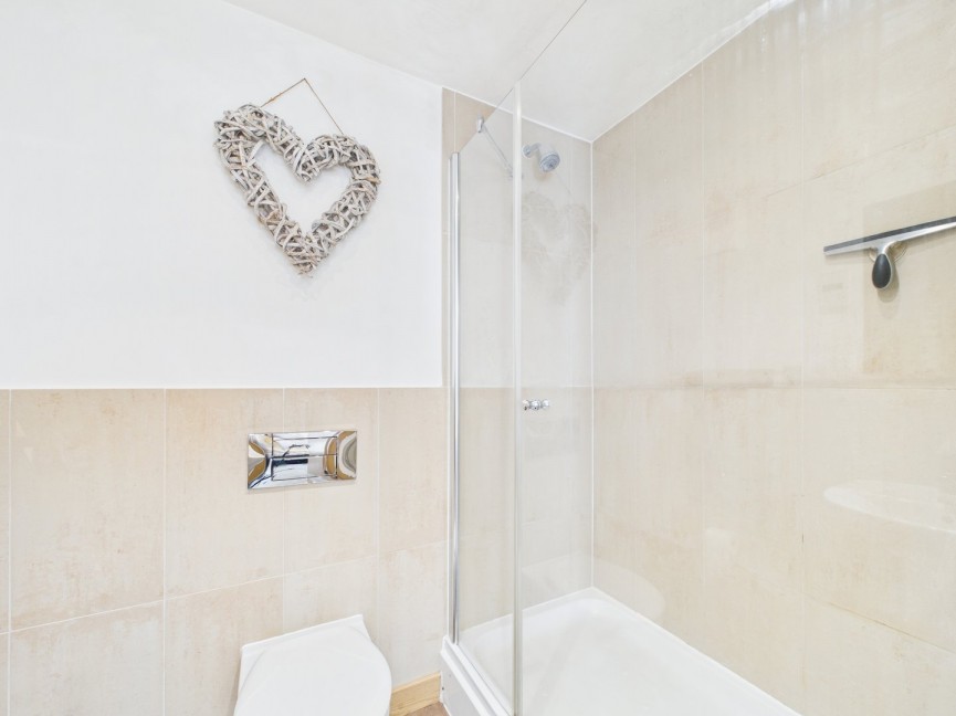 2 bedroom Flat for Sale Walsworth Road, 65 Walsworth Road, HITCHIN, Hertfordshire