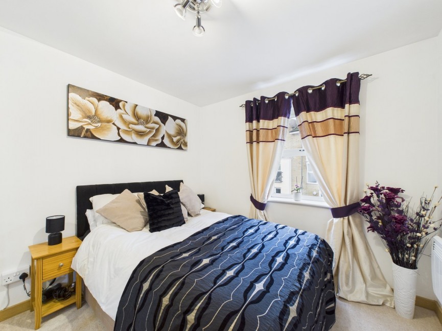2 bedroom Flat for Sale Walsworth Road, 65 Walsworth Road, HITCHIN, Hertfordshire