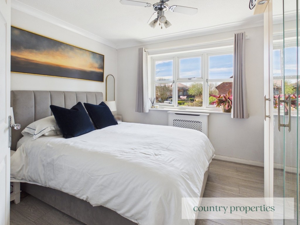 Lincoln Close, Welwyn Garden City, Hertfordshire