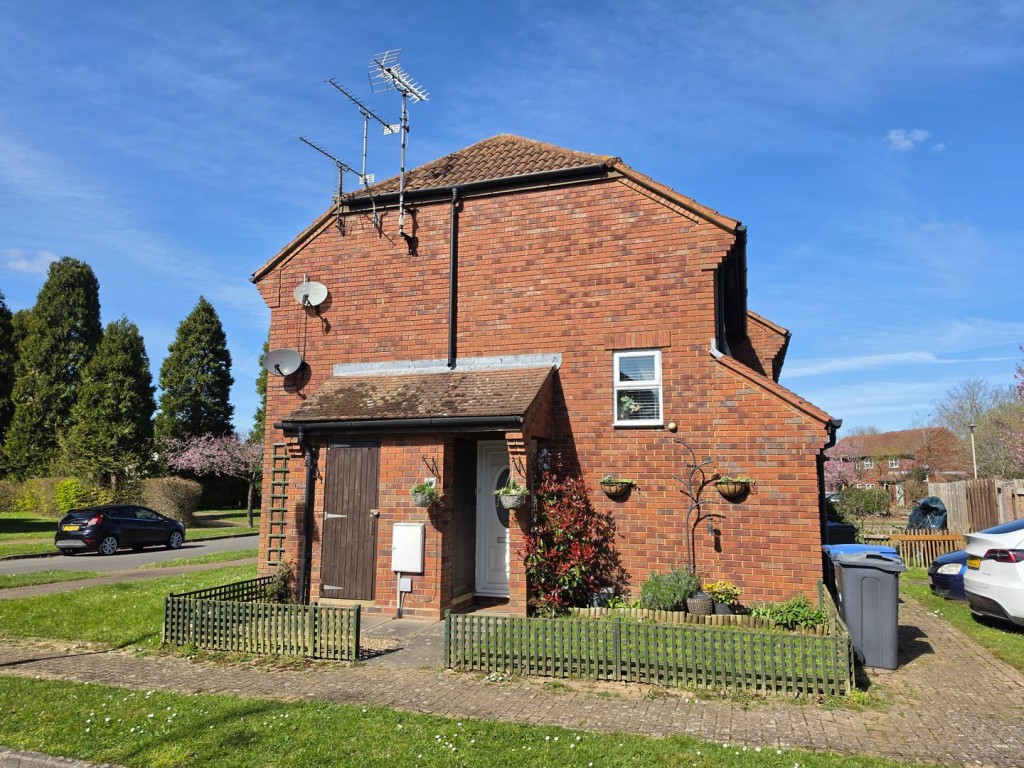 Lincoln Close, Welwyn Garden City, Hertfordshire