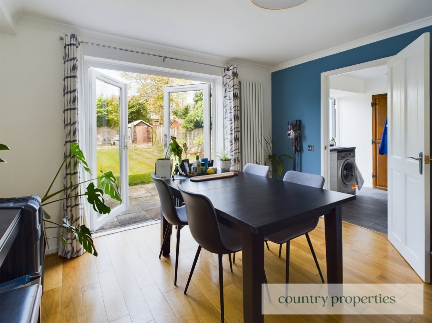 3 bedroom House for Sale Howlands, Welwyn Garden City, Hertfordshire