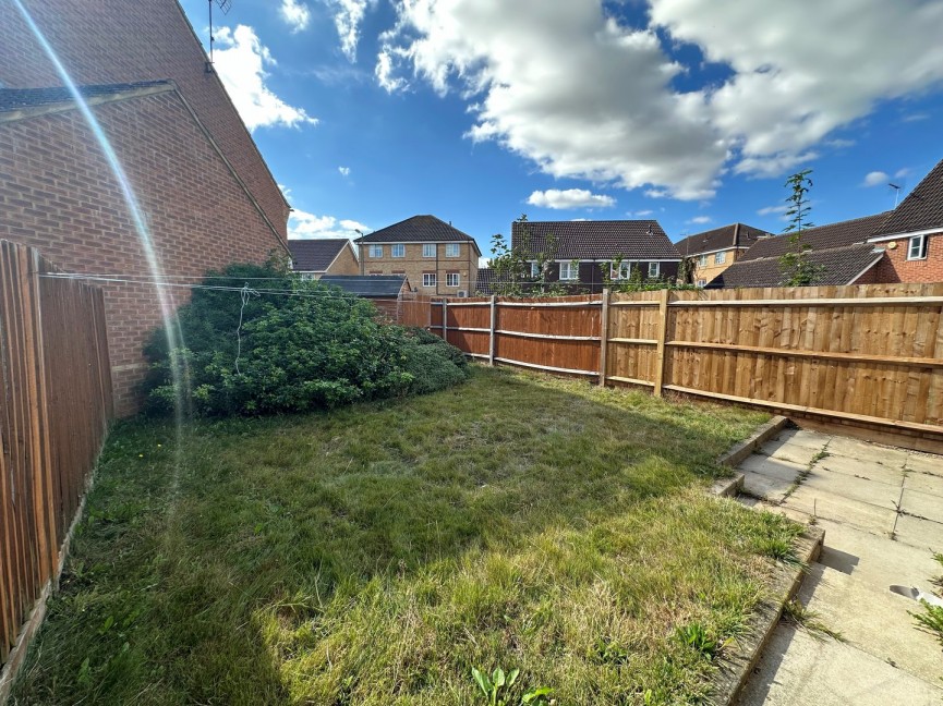 3 bedroom House for Letting Thistle Drive, Hatfield, Herts