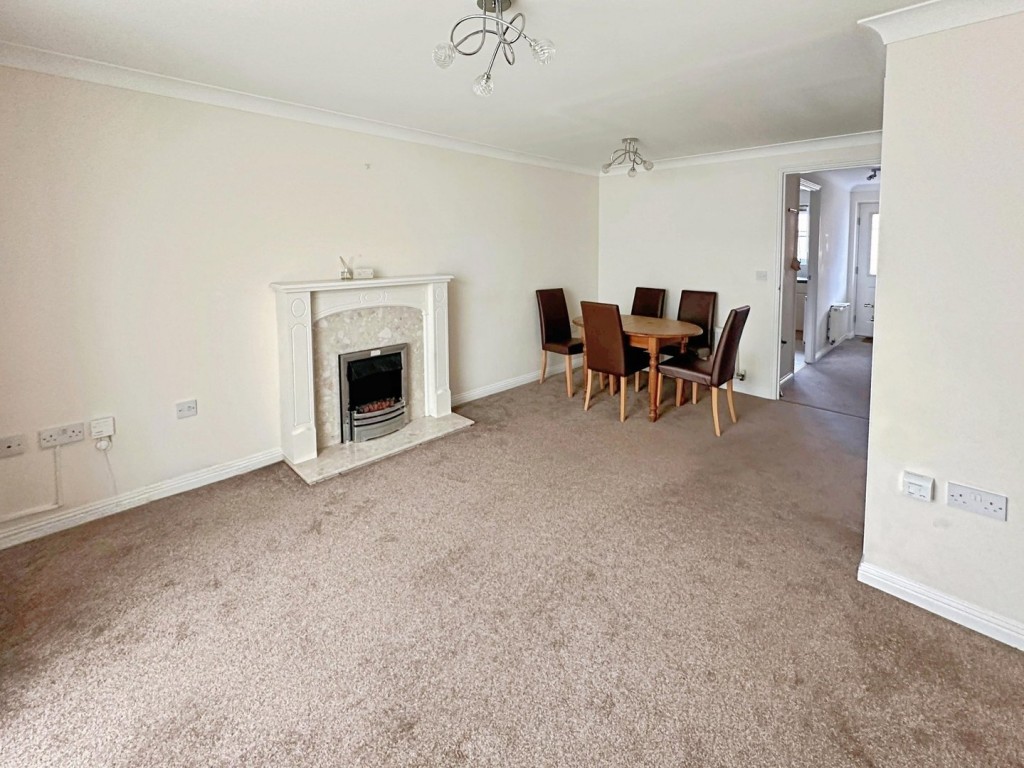 Thistle Drive, Hatfield, Herts