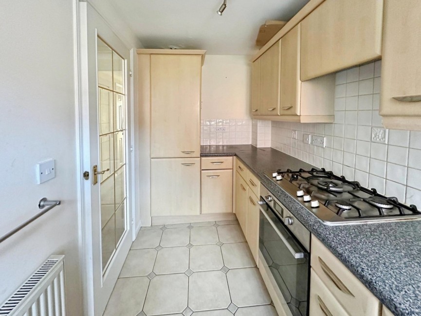 3 bedroom House for Letting Thistle Drive, Hatfield, Herts