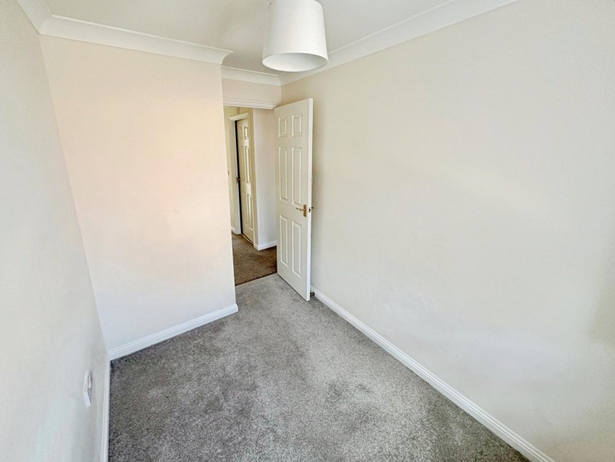 3 bedroom House for Letting Thistle Drive, Hatfield, Herts