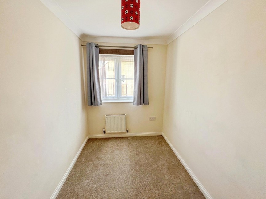 3 bedroom House for Letting Thistle Drive, Hatfield, Herts